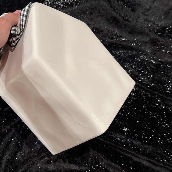 ⭐️BOGO FREE⭐️ NWT Rae Dunn “Birdhouse” Planters - Picture 10 of 10